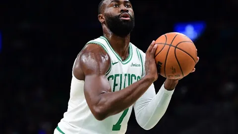 曼联财务限制，拉什福德与安东尼提前归队成泡影。